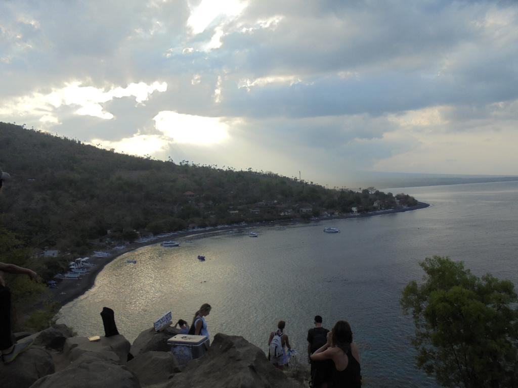 Titi Sedana Homestay Αμέντ Εξωτερικό φωτογραφία